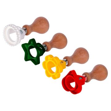 Set 4 forme biscuiti, plastic POM - Zokura