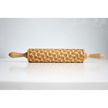 Făcăleț din lemn cu model pentru aluat Valek Apples