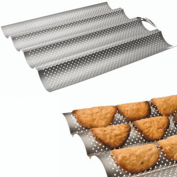 Tava de copt perforata pentru 4 baghete la cuptor-Ibili